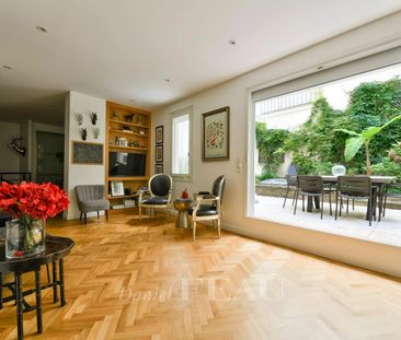 Appartement • Elysées-Madeleine, Paris 8ème - Photo 3