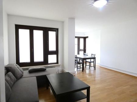 Warszawa, Śródmieście, Grzybowska - Zdjęcie 2