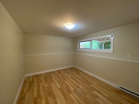 100 Eagle Crescent – Lower - Photo 2