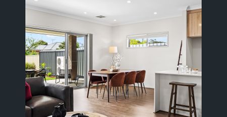 Light-Filled Modern Home - Photo 4