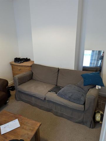 4 bedroom private hall to rent - Photo 2