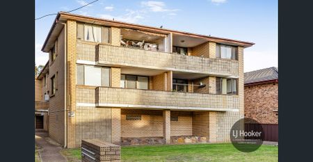 View Wednesday at 9.55am - 10.10am - Photo 3