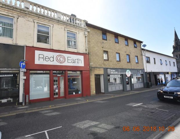 2 bedroom flat to rent - Photo 1