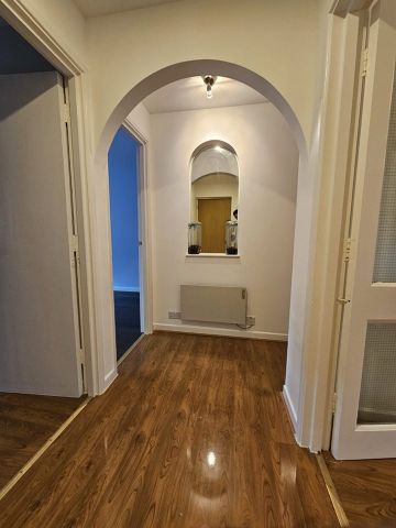 2 Bed Flat, St. Christophers Gardens, CR7 - Photo 2