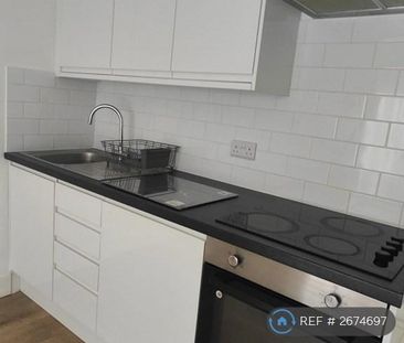 1 bedroom flat to rent - Photo 2