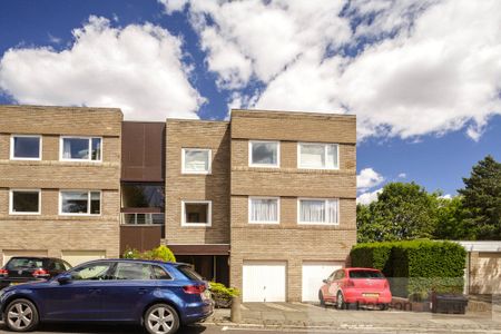 Burlington Court, Jesmond - Photo 2