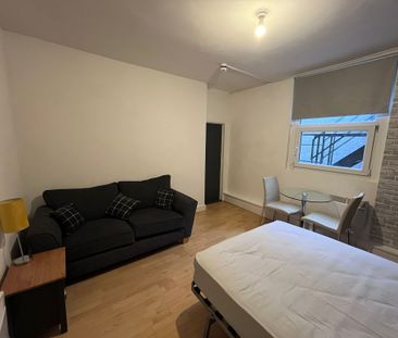 Richmond Terrace, Uplands, Swansea, SA2 0QY - Photo 1