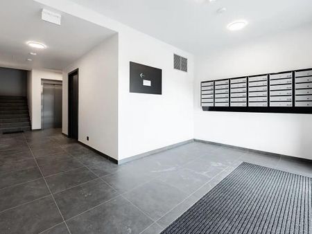 Pronájem bytu 2+kk 37 m2 - Фото 4