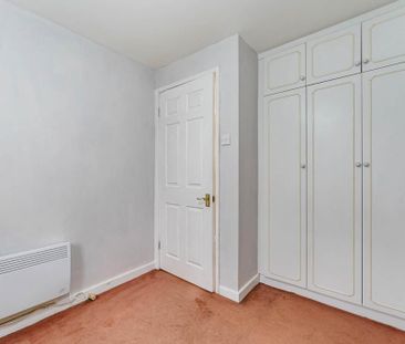 2 bedroom retirement property to rent - Photo 4