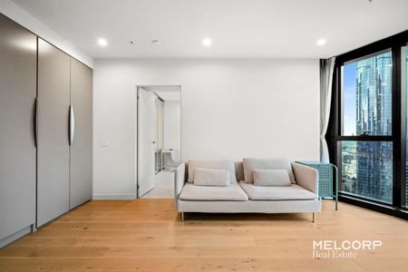 SPACE, STYLE AND CONVENIENCE AT 380 MELBOURNE - FURNISHED - Photo 5