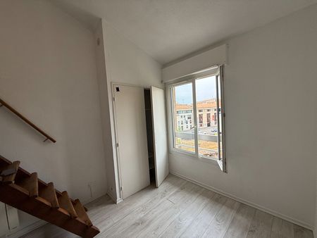Location Appartement 1 pièce 32m² AVIGNON 84000 - Photo 3