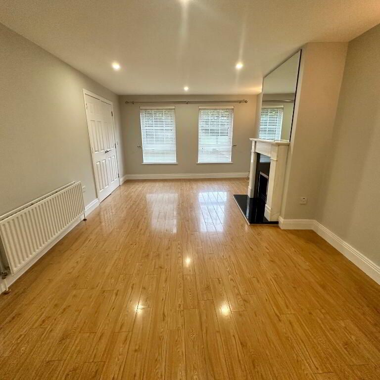 7 Trinity Gate, Lisburn, BT28 3FR - Photo 1