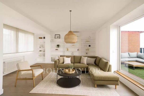 3 bedroom luxury penthouse for rent in Madrid, Spain - Photo 1