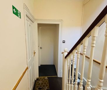 Room in a Shared House, Natal Road, SW16 - Photo 5