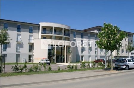Apartment - Photo 2