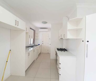 Neat & Tidy Granny Flat in a Convenient Location - Photo 2