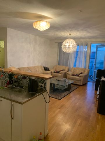 Margreteborgsvägen, Sollentuna - Photo 2