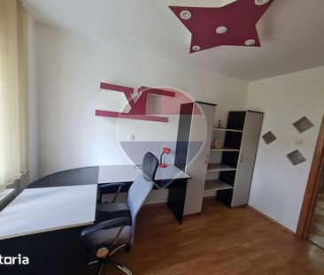 Apartament cu 4 camere de închiriat la etajul 2 - Fotografie 2