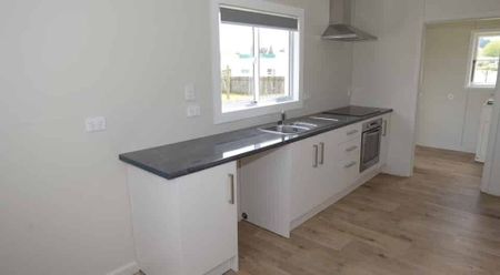 TOKOROA 3 BEDROOMS - Photo 2