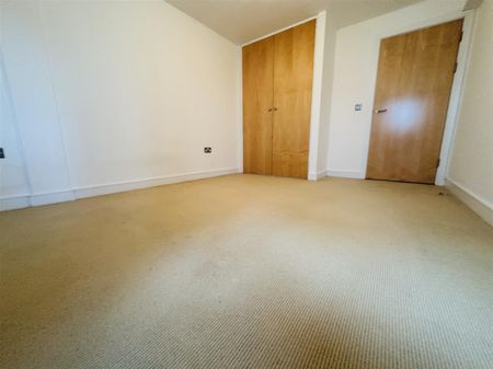 18671088 Three Queens Lane, Bristol - Photo 3