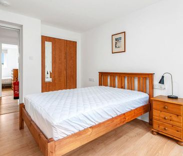 3 bedroom flat to rent - Photo 1