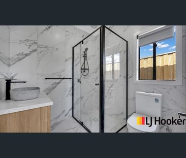 Modern Family Living in a Prime Sunbury Location – Spacious & Stylish! - Photo 4