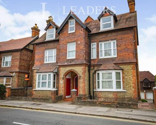 Croydon Road, Reigate, RH2 - Photo 1