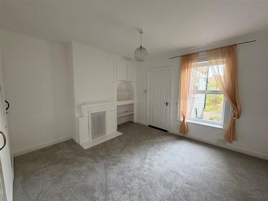 2 bedroom terraced house to rent - Photo 1