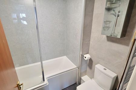 Winsford Avenue, Coventry - First Floor Modern Apartment - Photo 5