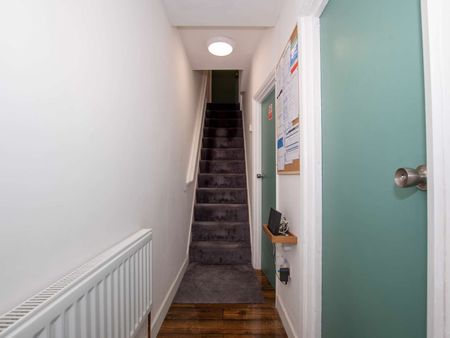 Old Tovil Road Room 3 - Photo 4