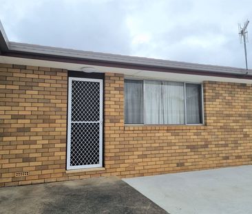 CLOSE TO TOWN - Photo 5