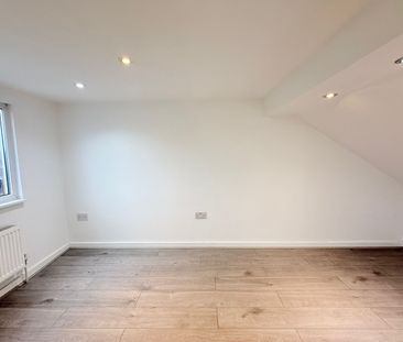 4 Bed Terraced House, Sunnyside Road, IG1 - Photo 5