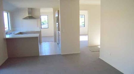 Modern four bedroom home in Atawhai - Photo 2