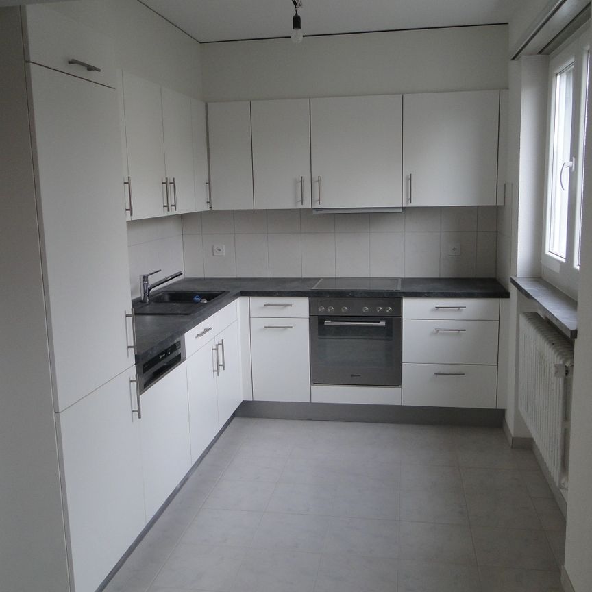 Per sofort oder nach Vereinbarung zu vermieten! Moderne 3.5 Zi-Wohnung, Grenchen - Photo 1