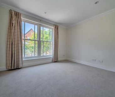 4 bedroom townhouse to rent - Photo 3