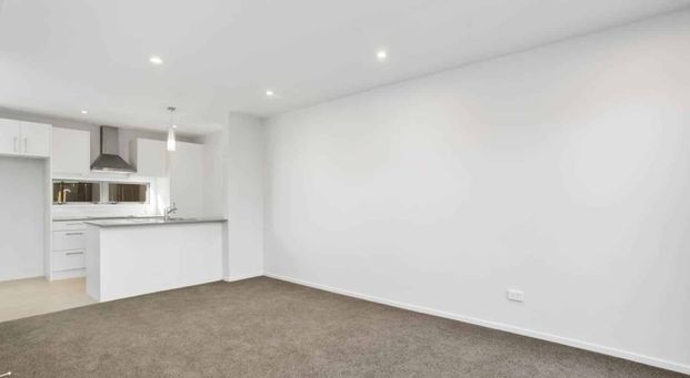 Modern Townhouse and Super Handy location. - Photo 1