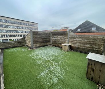 Prachtig, lichtrijk appartement met 1 slaapkamer en terras aan de V... - Foto 1