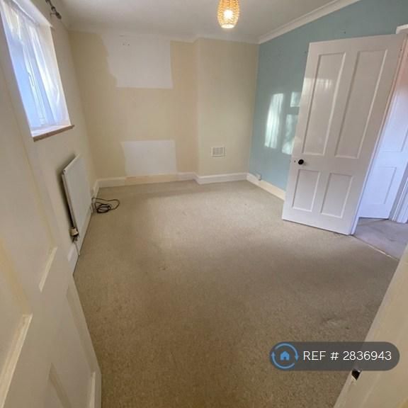 3 bedroom end of terrace house to rent - Photo 1