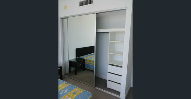 2-Bedroom apartment with 280-degree views in Southport CBD - Photo 1