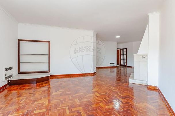 Apartamento T4 - Photo 1