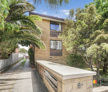 Light-Filled One-Bedroom Unit in Ashfield - Photo 3