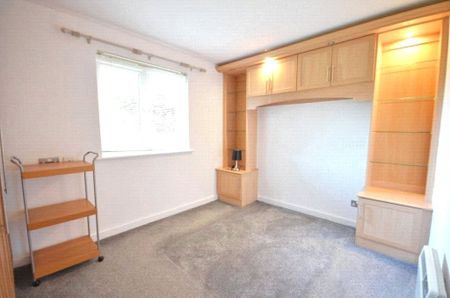 290 Stretford Road, Hulme, Manchester City Centre, Greater Manchester, M15 5TQ - Photo 4