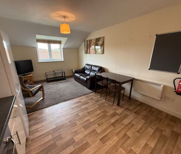 Lodge Farm Gardens, Haxby Road - P2139 - Photo 5