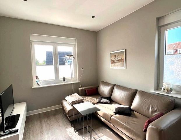 Lichtdurchflutete 3 Zimmer Wohnung mit EBK in Gerresheim - Foto 1