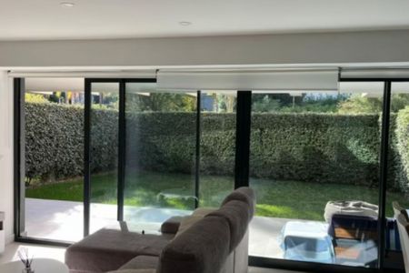 3 Bedroom Apartment For Rent in Selwo, Málaga - Photo 4