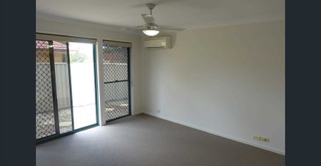 Spacious 4-Bedroom Family Home in Stretton College Catchment - Photo 5