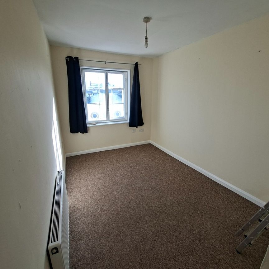 2 Bed Flat, Sillwood Place, BN1 - Photo 1