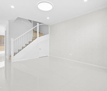 75 Ludhiana Glade, Schofields NSW 2762 - Townhouse For Rent | Domain - Photo 2