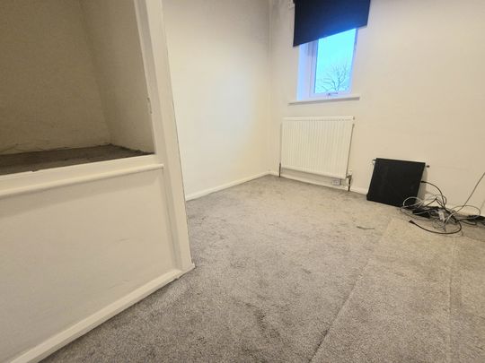 Cousin Lane, Halifax - Photo 1