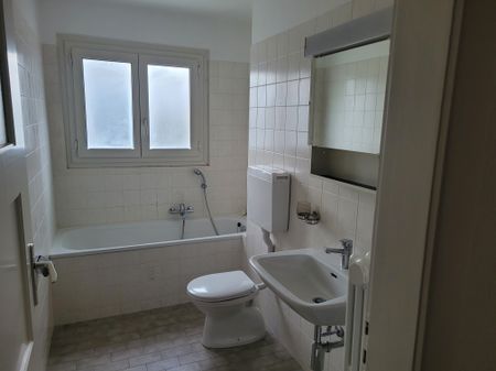 2.5-Zimmer-Wohnung im Stadtzentrum von Freiburg - Foto 3